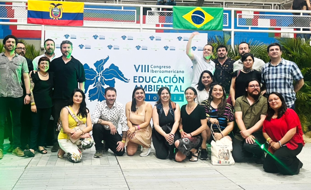 Paula Torres, estudiante del programa de Doctorado en Ciencias Humanas, mención Discurso y Cultura, participó en el VIII Congreso Iberoamericano de Educación Ambiental, que se desarrolló los días 16, 17 y 18 de octubre en la ciudad de Cali, Colombia.